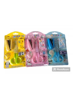 TIJERA CON GRAPADORA KAWAI RA