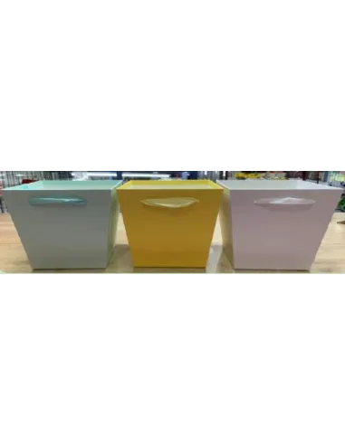 CAJA D/REGALO RA LLANAS V/COLORES 18CM ALTO LH701